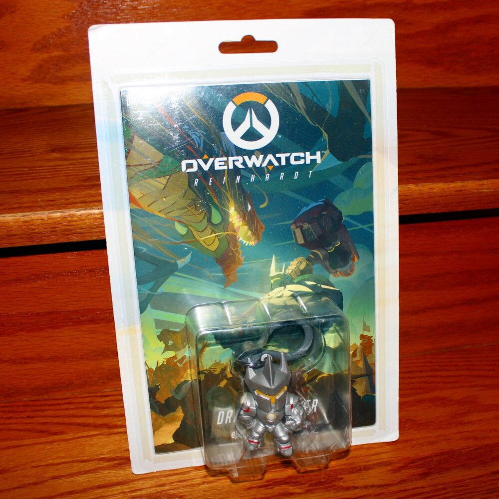 3/$55❤️Overwatch Collectible Reinhardt Comic Book #2 Backpack Hanger Keychain